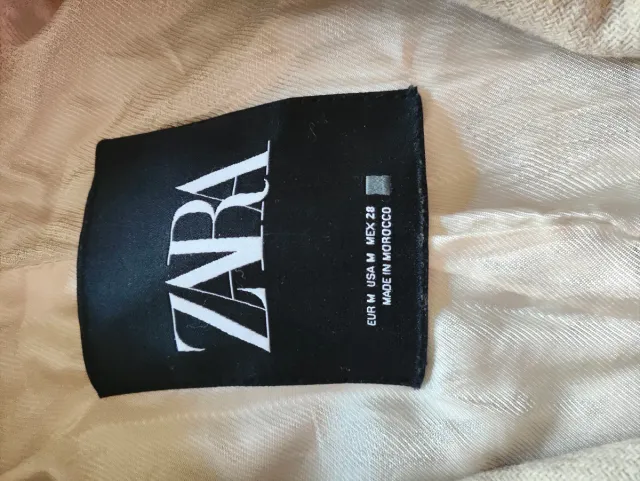 Abrigo elegante Zara mujer beige