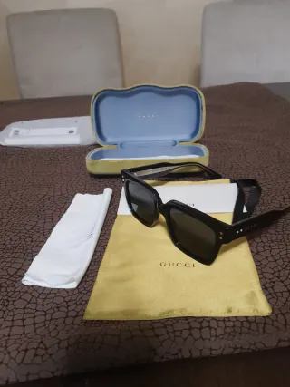 Occhiali Gucci Donna Neri e Oro