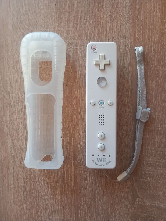 Wii Motion Plus Originale con custodia e cinturino