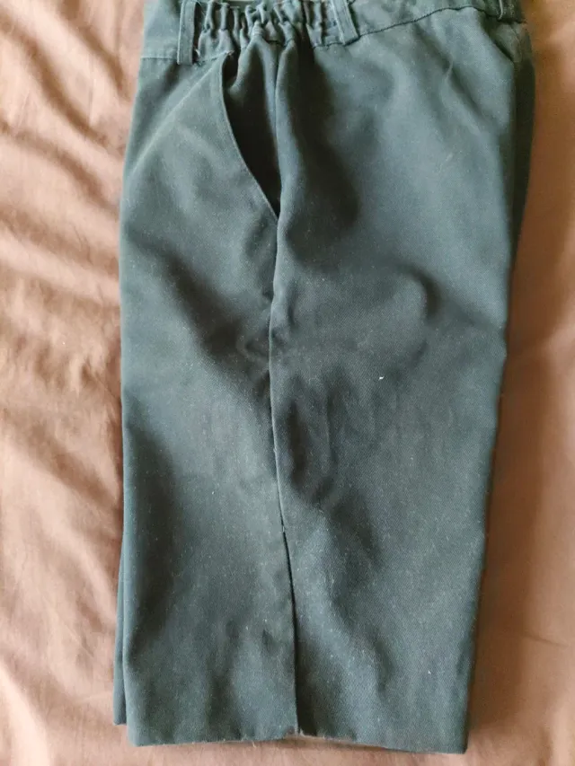 Pantalón corto uniforme VB León T8. Dos pantalones