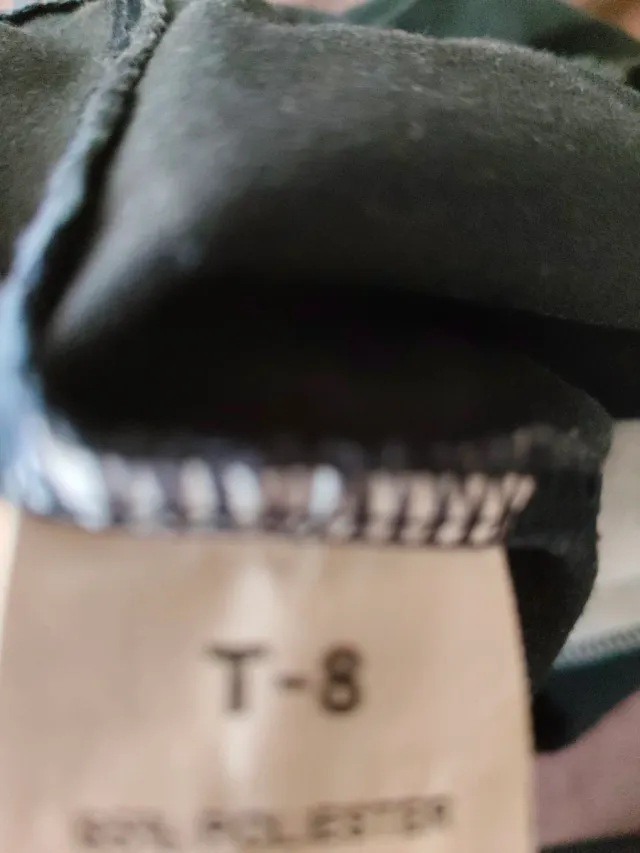 Pantalón corto uniforme VB León T8. Dos pantalones