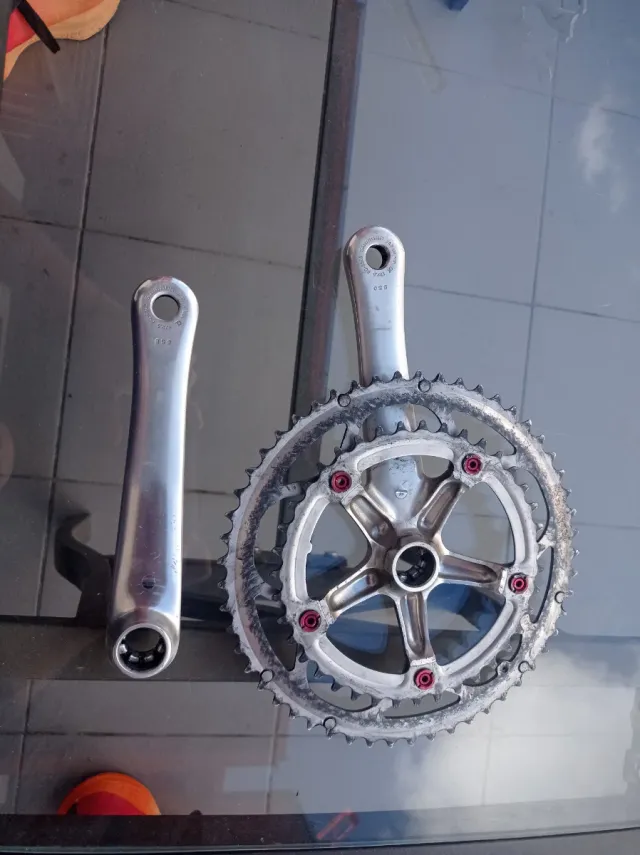 Bielas y platos Shimano carretera