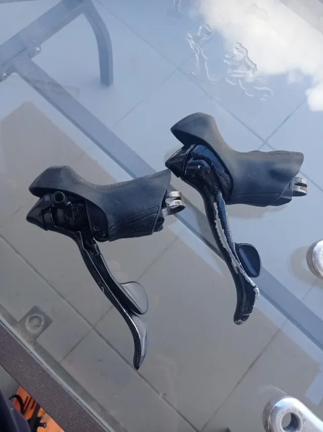 Bielas y platos Shimano carretera