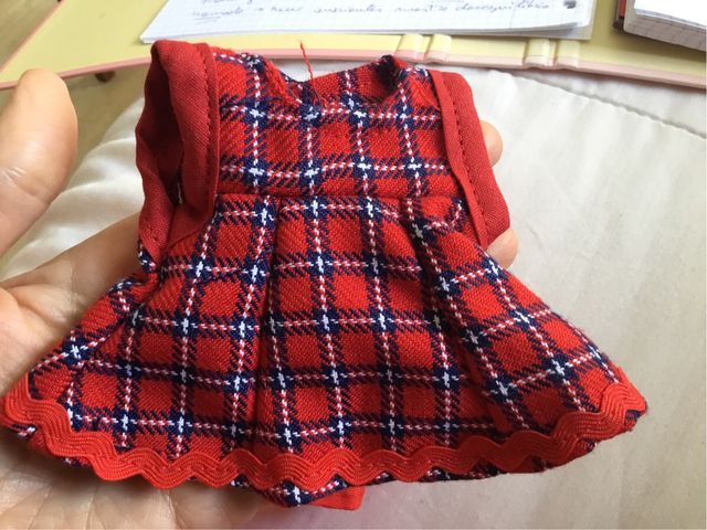 Conjunto mariquita Perez Abrigo, Vestido y Boina