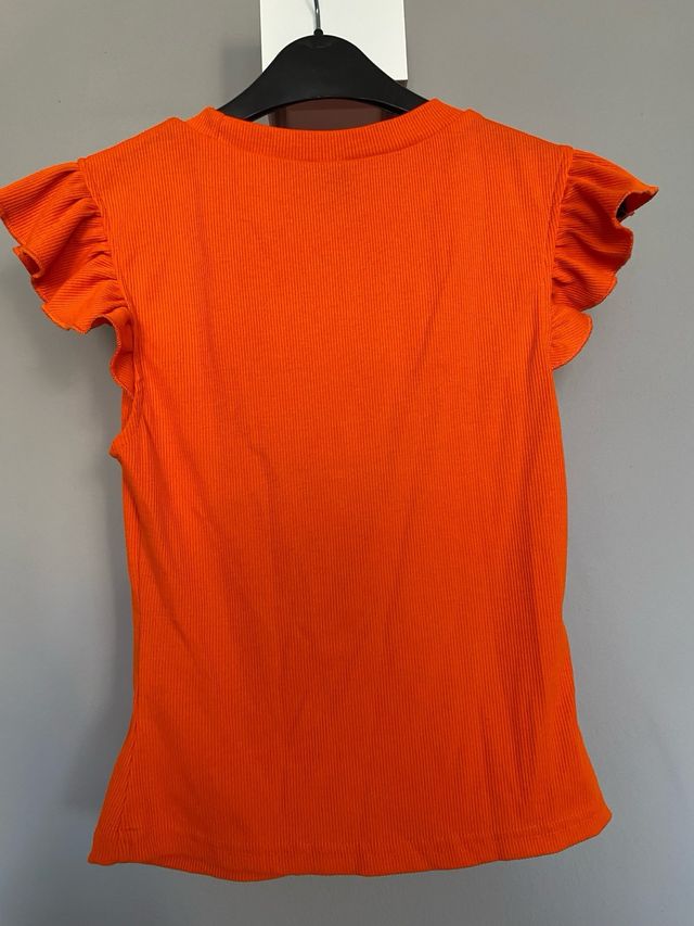 Camiseta naranja con volantes Talla XL
