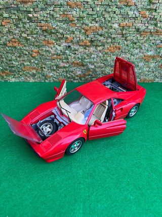 Ferrari GTO (1984) – Bburago – Escala 1:18