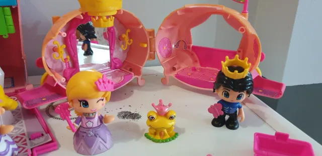 Lote Pinypon Castillo Princesas y Carroza Príncipe