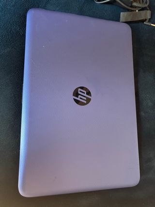 Ordenador HP Morado