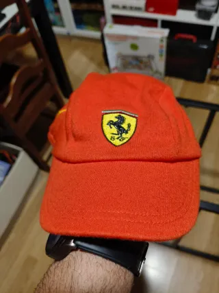 Gorra Puma Ferrari Roja. Talla niño