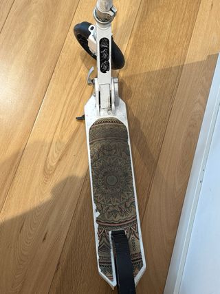 Patinete Oxelo blanco