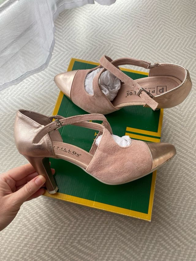 Zapatos de tacón Pitillos oro y rosa