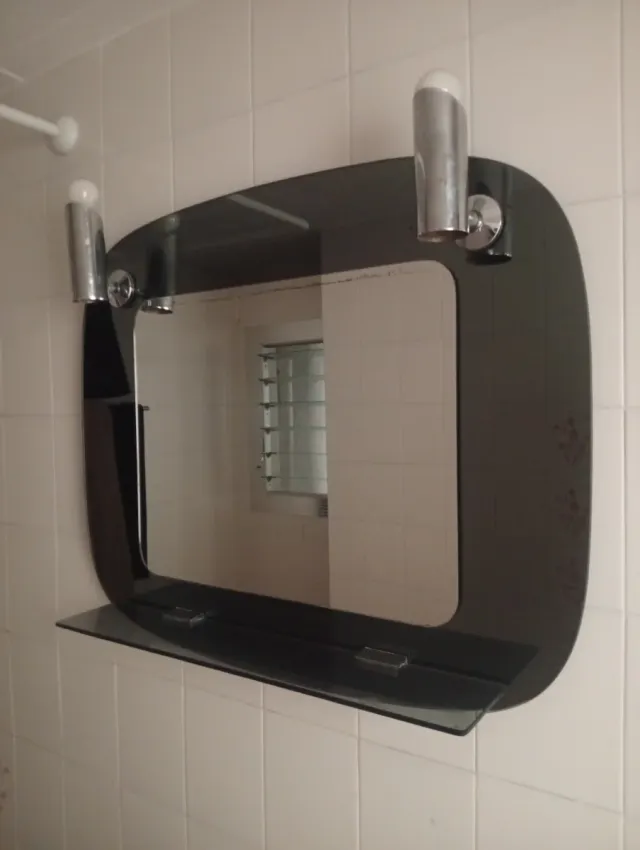 Espejo de baño con luz.