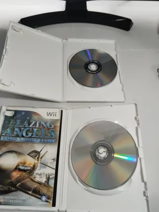Lote Wii: Volante y 2 Juegos