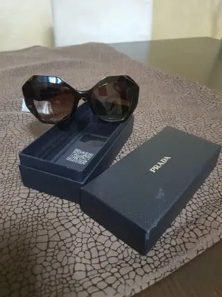 Occhiali da sole Prada donna