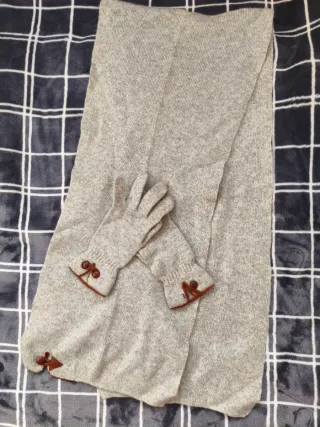 Conjunto bufanda y guantes de lana