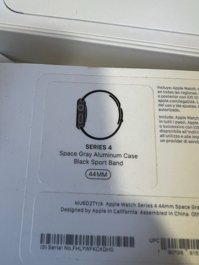 Apple Watch Series 4 44mm Space Gray