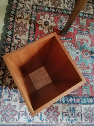 Oggetto artigianale in legno