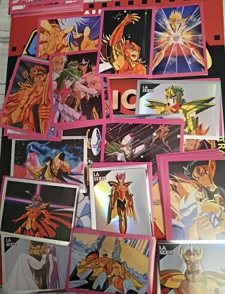 Lote De Dos Álbumes Los Caballeros del Zodiaco.