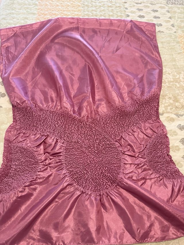 Top rosa senza spalline con arricciatura