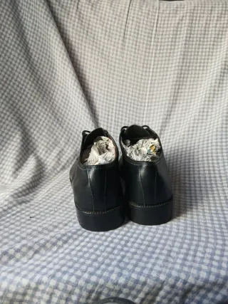 Zapatos negros de cordones