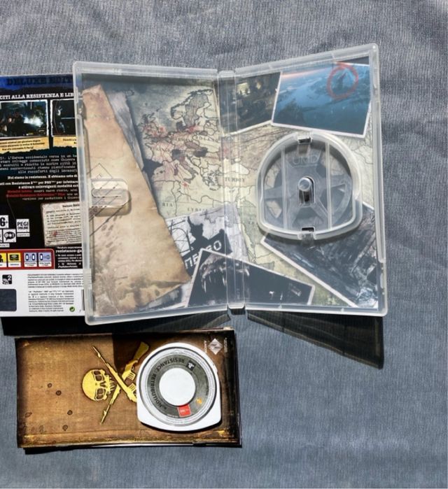 Resistance Retribution Deluxe Edition PSP