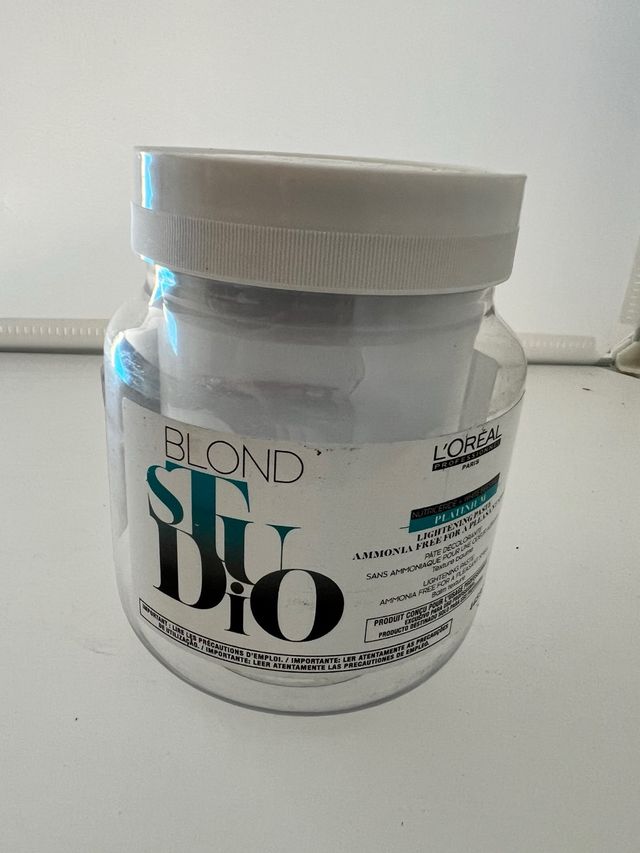 Decoloración Blond Studio sin amoniaco L'Oréal