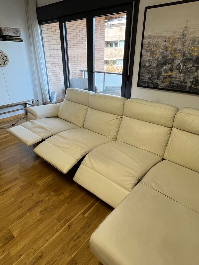 Divano L in pelle bianca