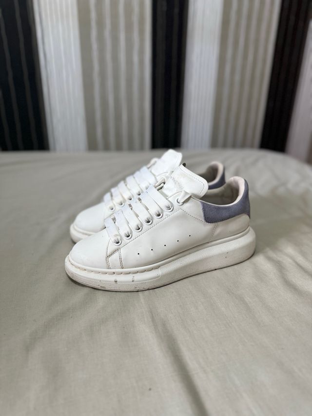 Alexander McQueen Zapatillas Blancas y Azules