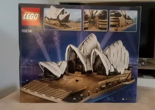 LEGO Creator 10234 Sydney Opera House completo