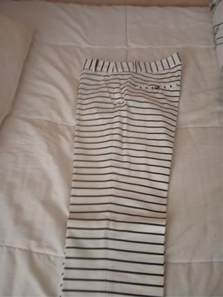 Pantalón Zara