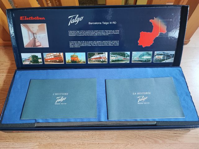 Set 8 vagones Talgo III RD Renfe Barcelona