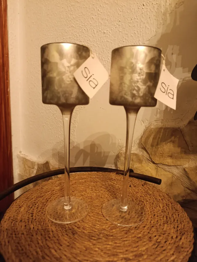 2 Portavelas navideños de pie en vidrio esmerilado