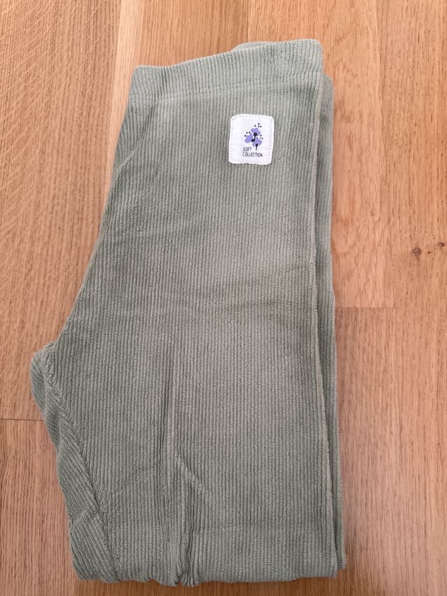 Pantalones de pana verdes