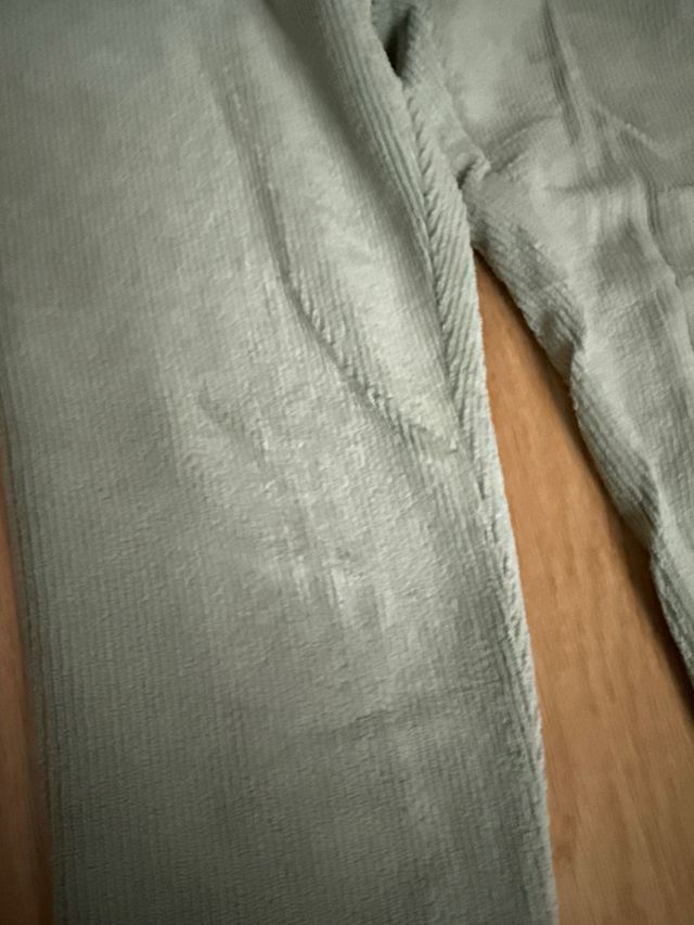 Pantalones de pana verdes