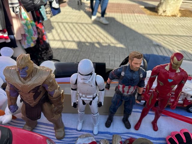 Figuras Superhéroes Marvel y Star Wars