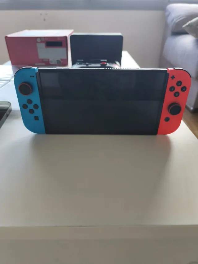 Nintendo Switch OLED + Accessori