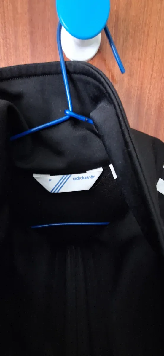 Sudadera Adidas Unisex Talla 42 (talla M)