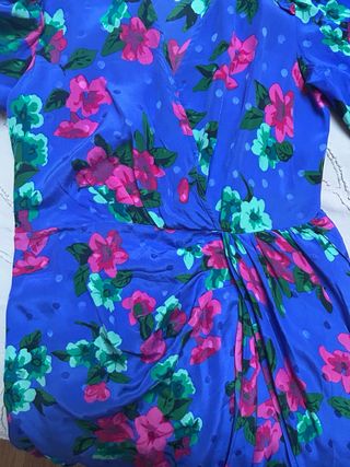 Vestido Essentiel Antwerp Seda Estampado Floral