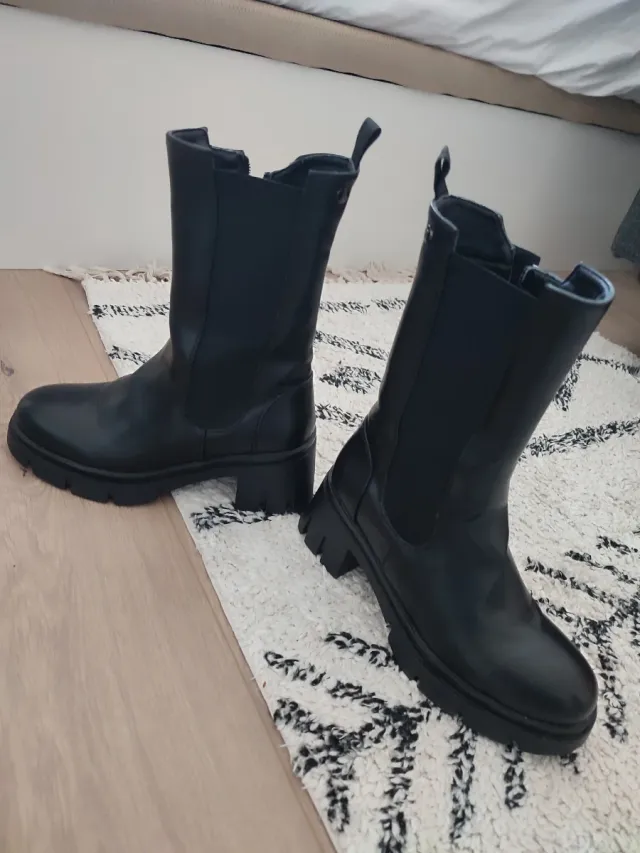 Botas altas estilo blogger negras