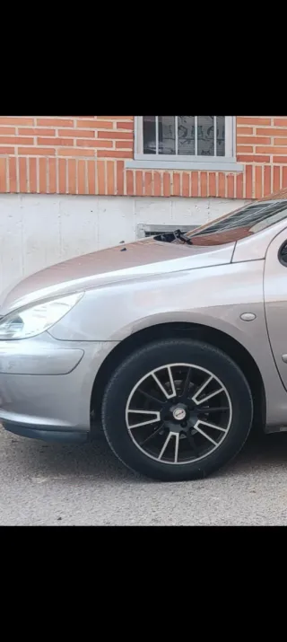 cambio llantas Fox en 16 por llantas de casa en 16