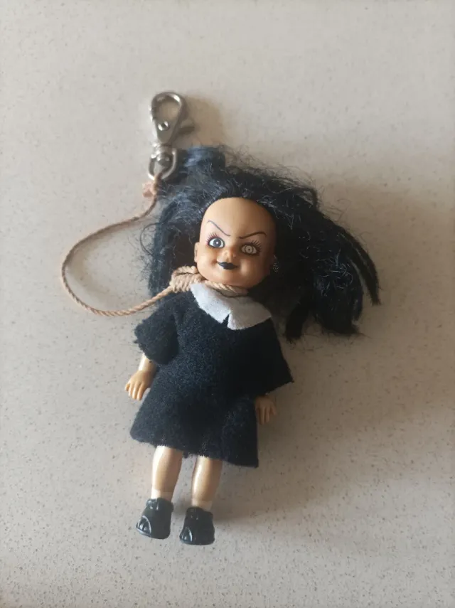 Mini Sadie Living Dead Doll senza scatola