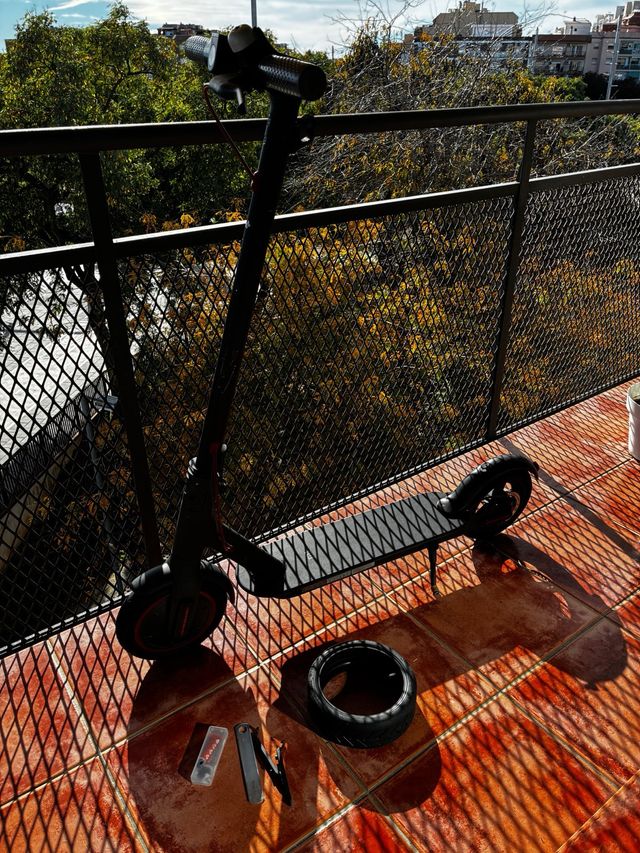 Patinete Eléctrico Xiaomi M365 + recambio