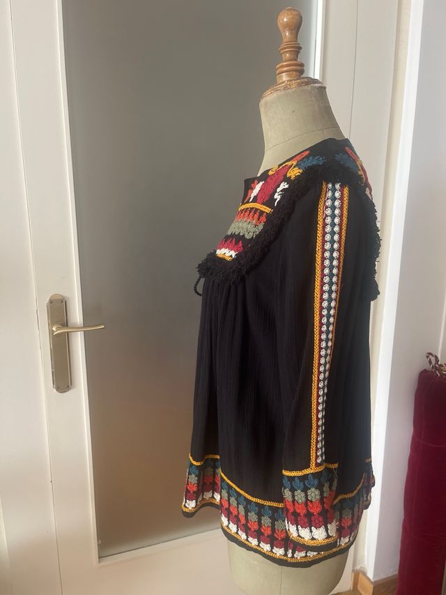 Camisa étnica bordada negra