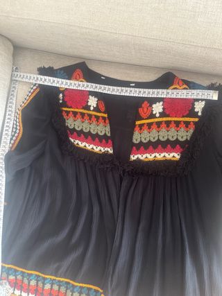 Camisa étnica bordada negra