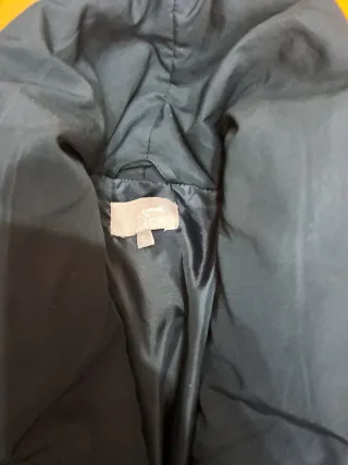 Cazadora negra acolchada mujer