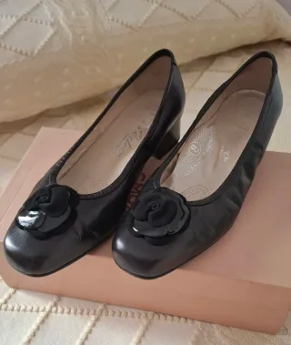 Zapatos de piel Pedro Talla 39 Negros