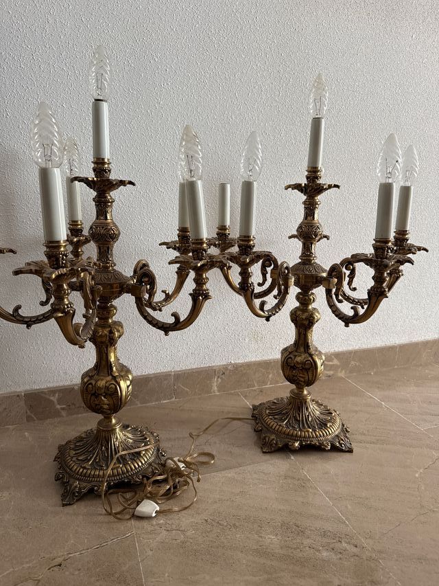 Candelabros de Bronce