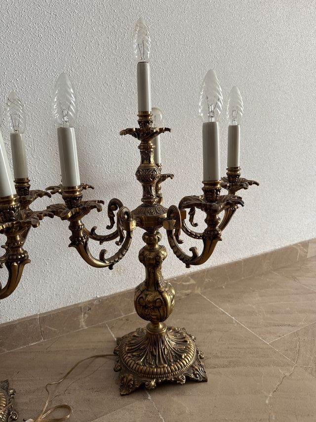Candelabros de Bronce