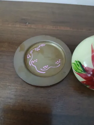 Candela decorata con piattino in ottone