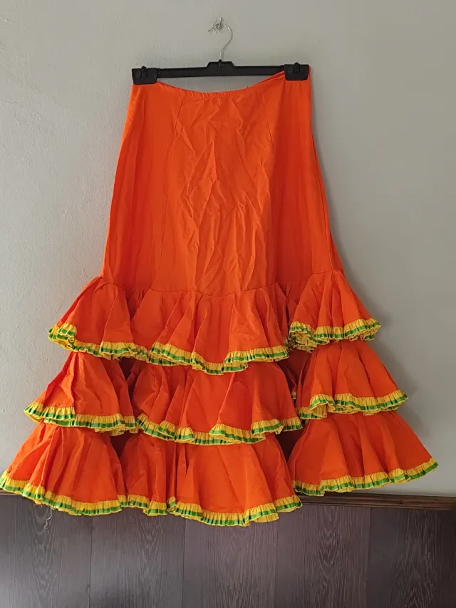 Traje Flamenca Naranja, Verde y amarillo